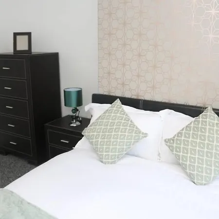 Mills House Apartmán *